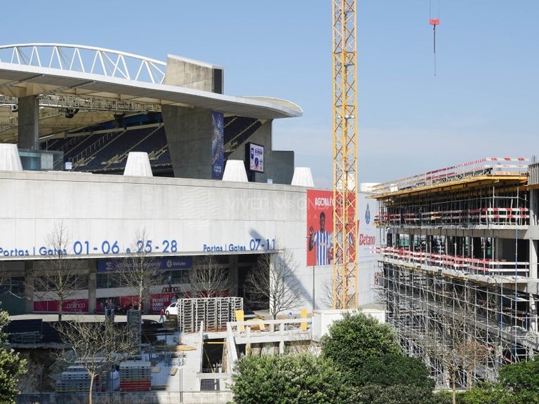 Apartment for Sale in Porto, Porto 28