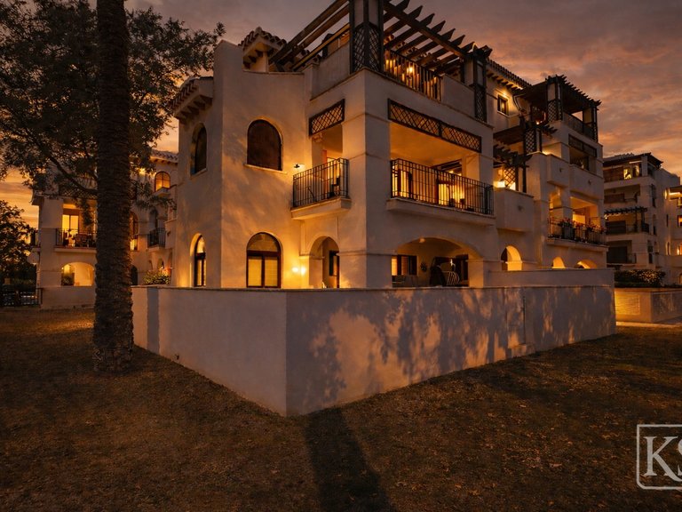 Apartment for Sale in El Valle Golf Resort, Murcia 1