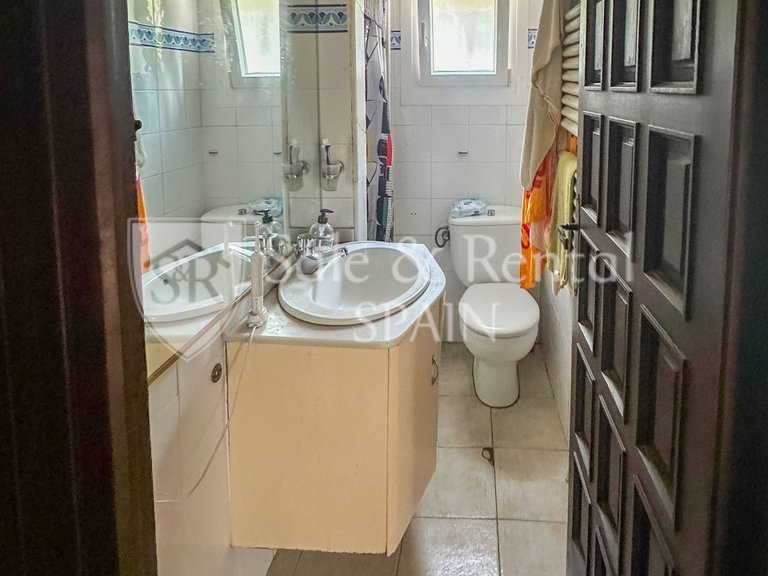 Villa for Sale in Lloret De Mar, Gerona 23
