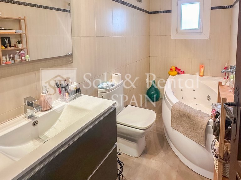Villa for Sale in Lloret De Mar, Gerona 29