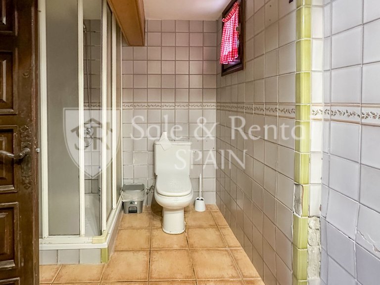 Villa for Sale in Lloret De Mar, Gerona 35