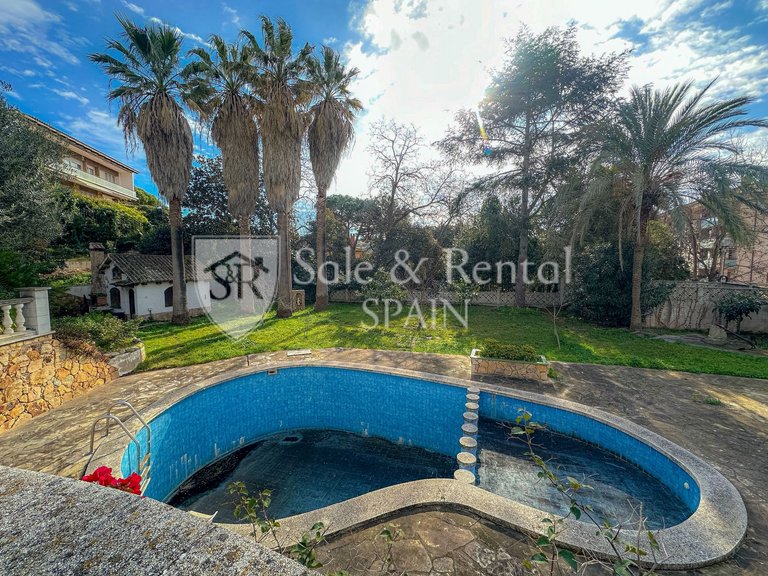 Villa for Sale in Lloret De Mar, Gerona 42