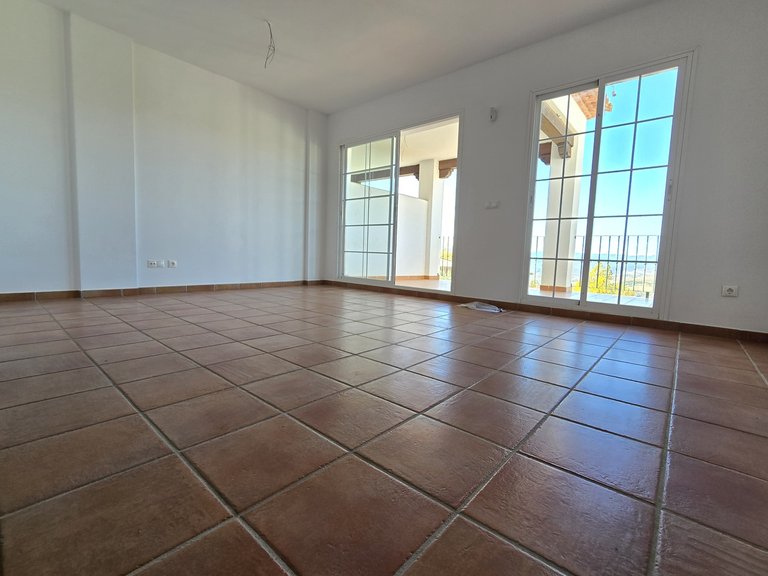 Town House for Sale in Alcaucin, Malaga 4