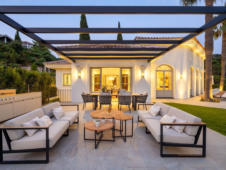 Villa for Sale in La Zagaleta, Malaga 11