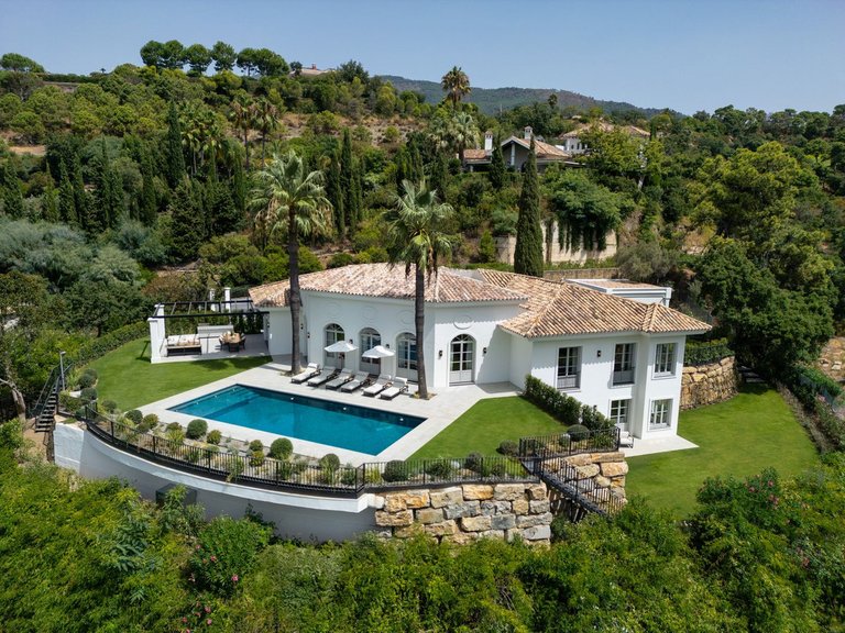 Villa for Sale in La Zagaleta, Malaga 46