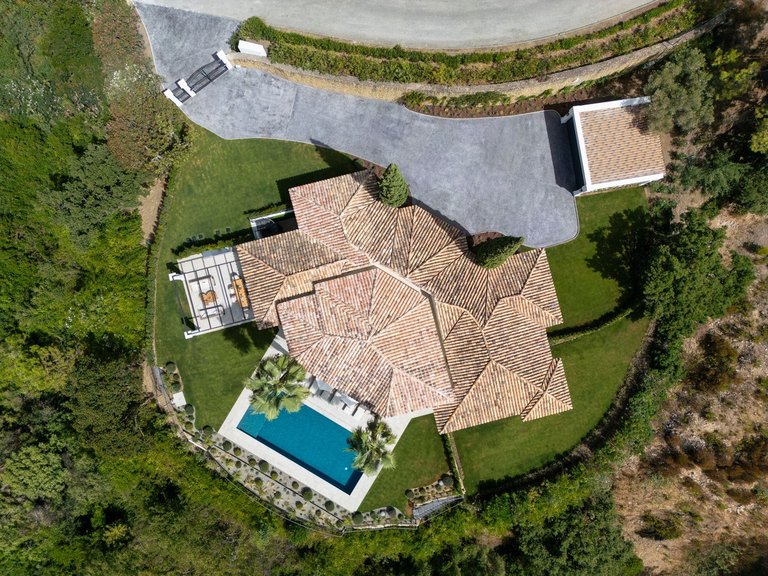 Villa for Sale in La Zagaleta, Malaga 47