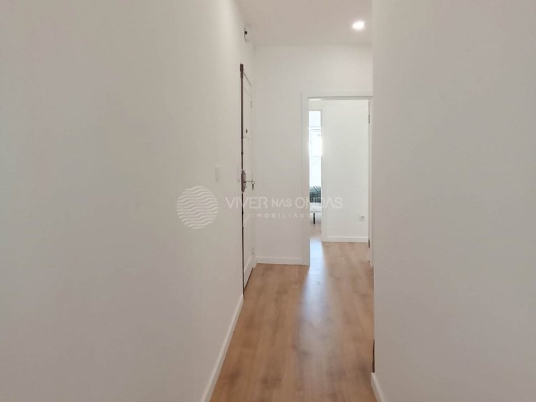 Apartment for Sale in Lisbon, Lisbon 26