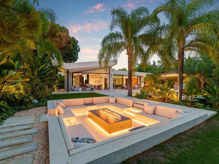 Villa for Sale in Marbella, Malaga 33