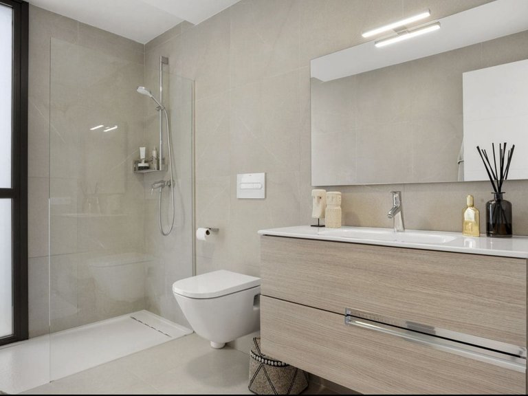 Villa for Sale in La Duquesa, Malaga 6