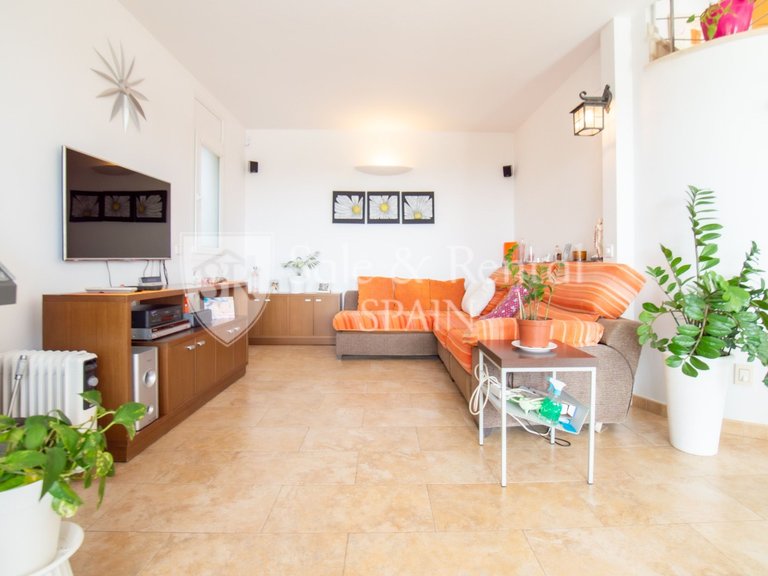 Villa for Sale in Lloret De Mar, Gerona 5