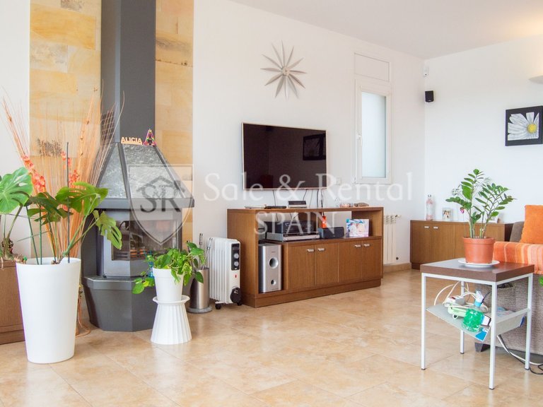 Villa for Sale in Lloret De Mar, Gerona 6