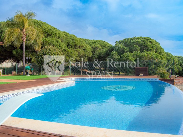 Villa for Sale in Lloret De Mar, Gerona 38