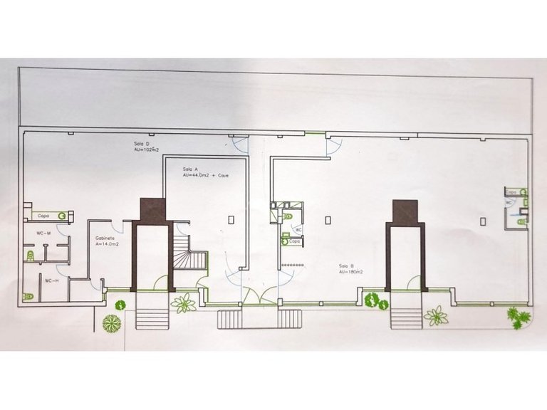 Commercial for Sale in Matosinhos, Porto 32
