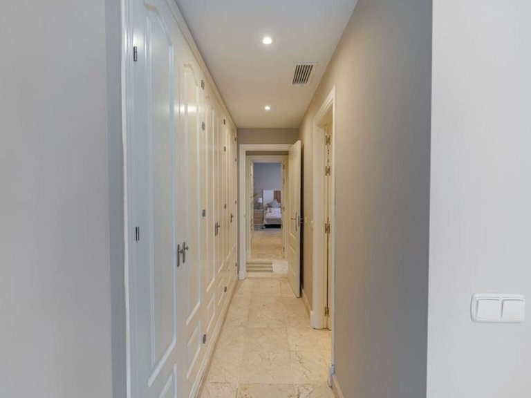 Apartment for Sale in Atalaya Isdabe, Malaga 10