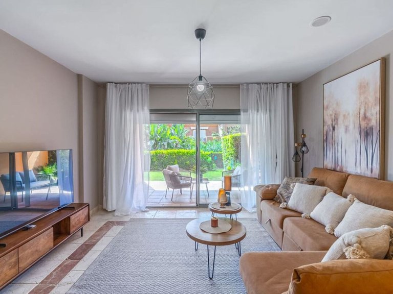 Apartment for Sale in Atalaya Isdabe, Malaga 23