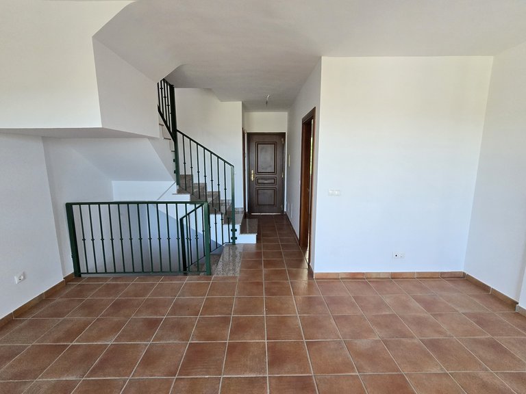 Town House for Sale in Alcaucin, Malaga 9