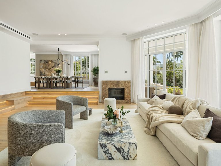 Villa for Sale in Marbella, Malaga 4