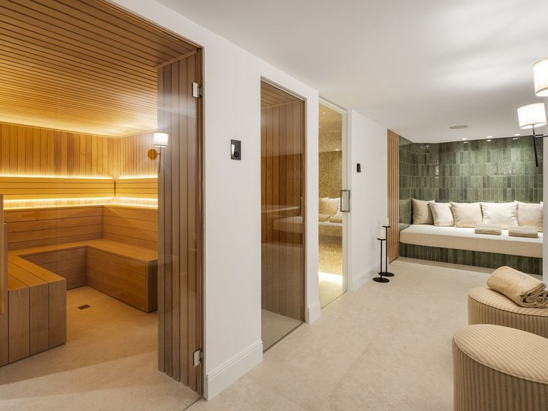 Villa for Sale in Marbella, Malaga 26