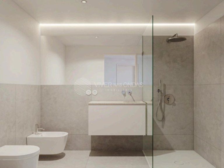 Apartment for Sale in Porto, Porto 4
