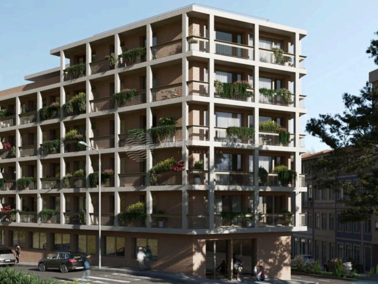 Apartment for Sale in Porto, Porto 6