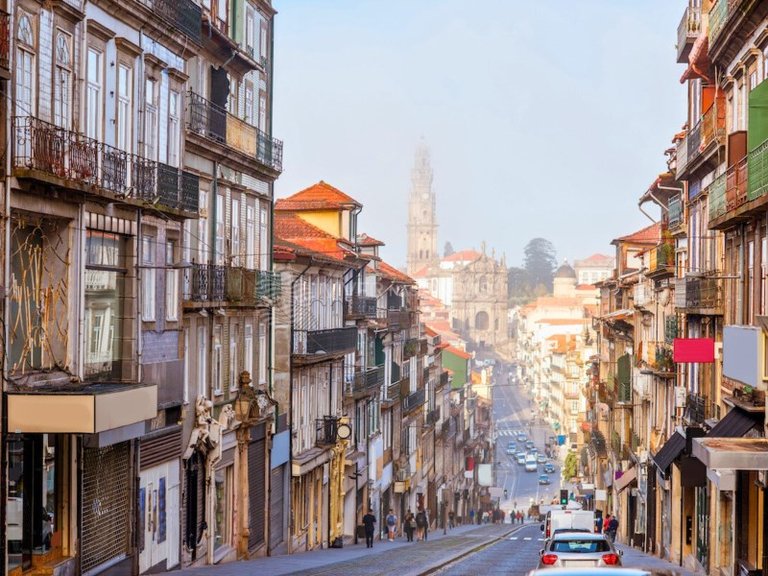 Apartment for Sale in Porto, Porto 9