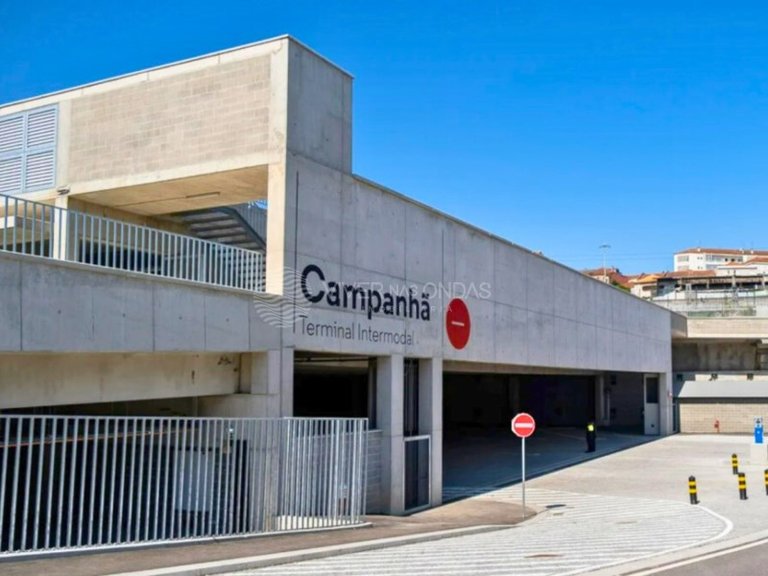Apartment for Sale in Porto, Porto 16