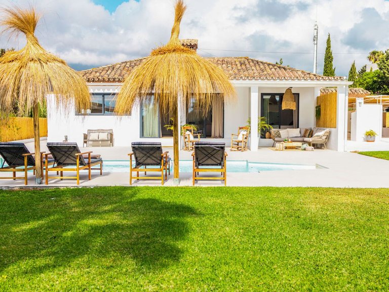 Villa for Sale in Estepona, Malaga 5