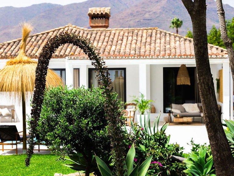 Villa for Sale in Estepona, Malaga 14