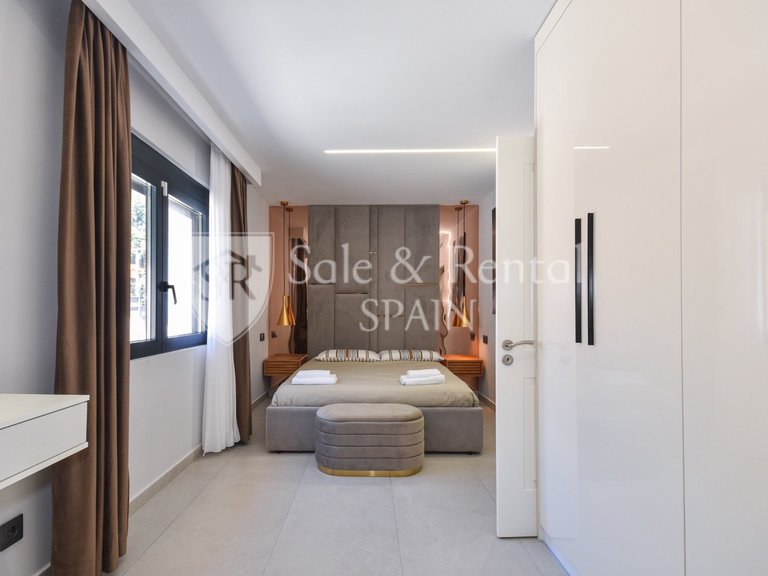 Villa for Sale in Lloret De Mar, Gerona 11
