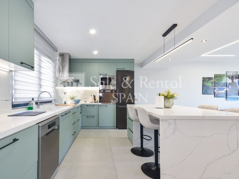 Villa for Sale in Lloret De Mar, Gerona 16