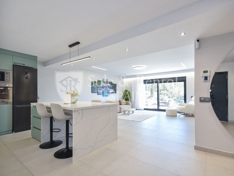 Villa for Sale in Lloret De Mar, Gerona 22