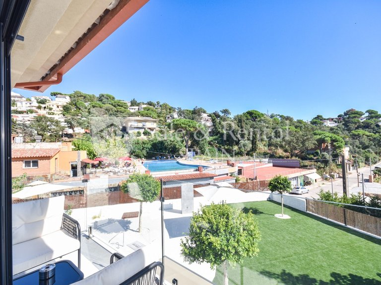 Villa for Sale in Lloret De Mar, Gerona 27