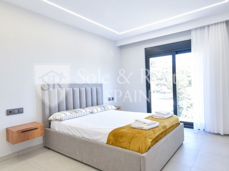 Villa for Sale in Lloret De Mar, Gerona 39