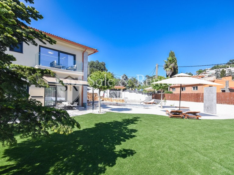 Villa for Sale in Lloret De Mar, Gerona 46