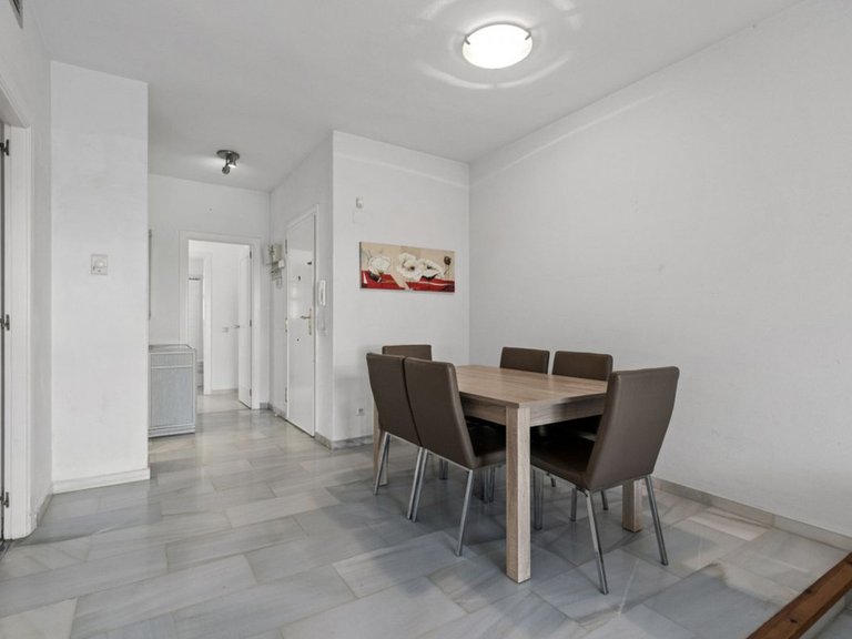 Villa for Sale in Nueva Andalucia, Malaga 5