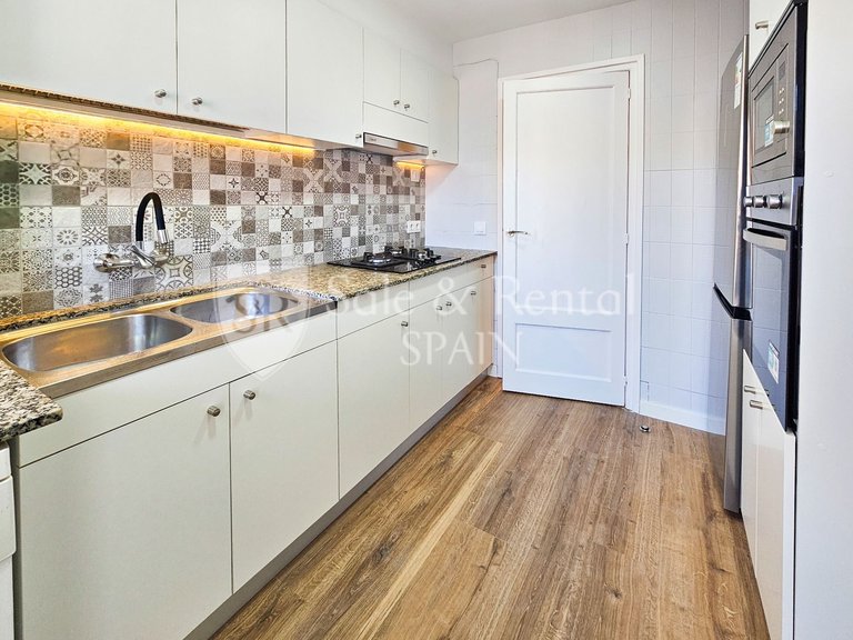 Apartment for Sale in Sant Feliu De Guixols, Gerona 14