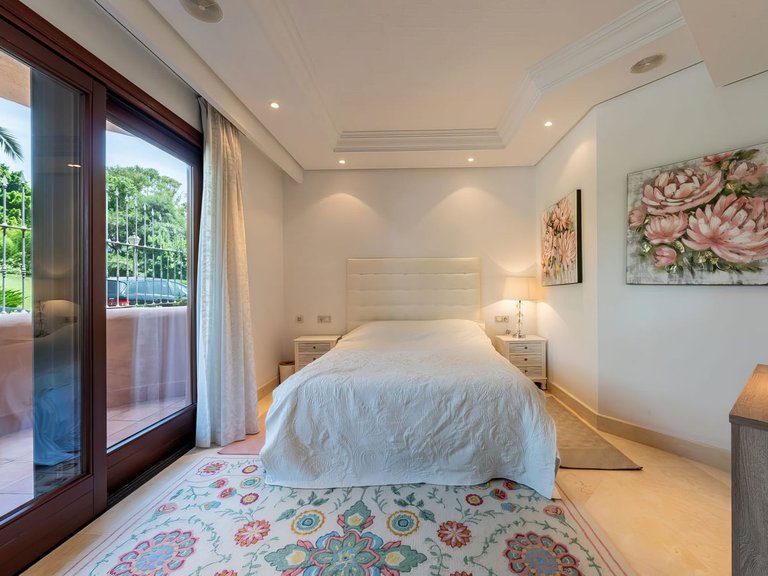 Apartment for Sale in Estepona, Malaga 14