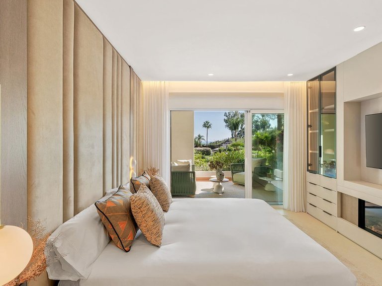 Apartment for Sale in Estepona, Malaga 6