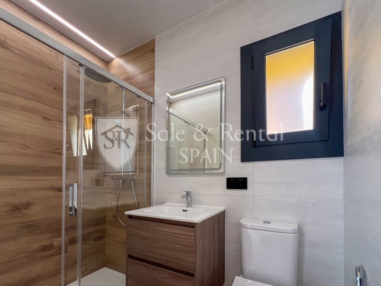 Villa for Sale in Sant Feliu De Guixols, Gerona 25