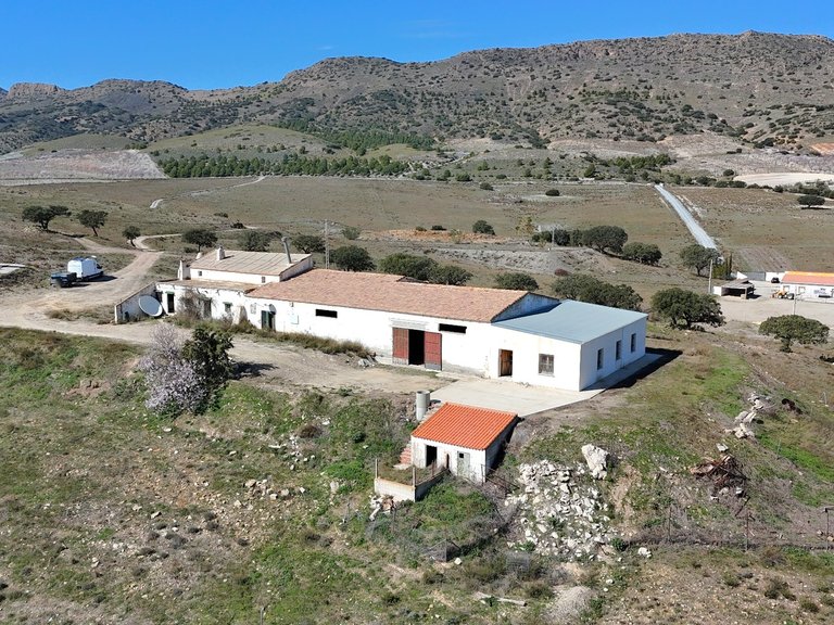 Country House for Sale in Velez-rubio, Almeria 1