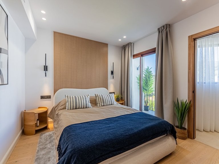 Town House for Sale in Benahavis, Malaga 17