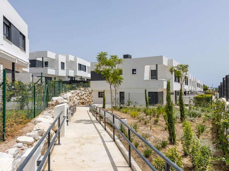 Town House for Sale in La Cala De Mijas, Malaga 16