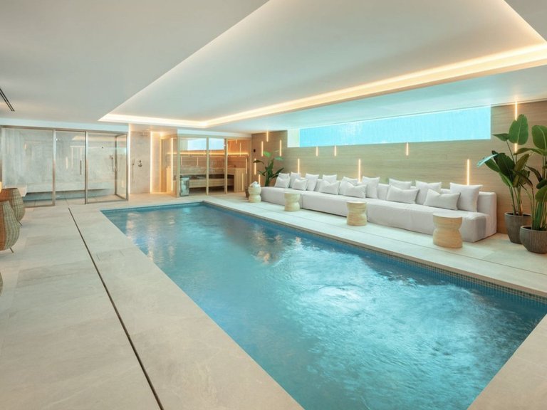 Villa for Sale in Marbella, Malaga 3