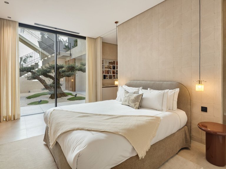 Villa for Sale in El Madronal, Malaga 21