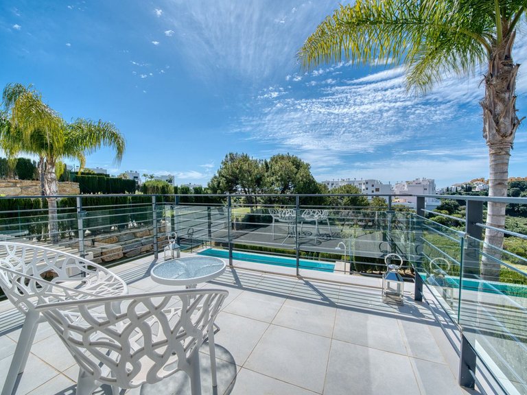 Villa for Sale in Estepona, Malaga 3
