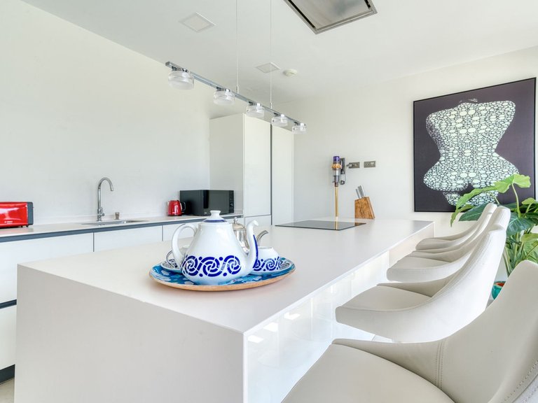 Villa for Sale in Estepona, Malaga 13
