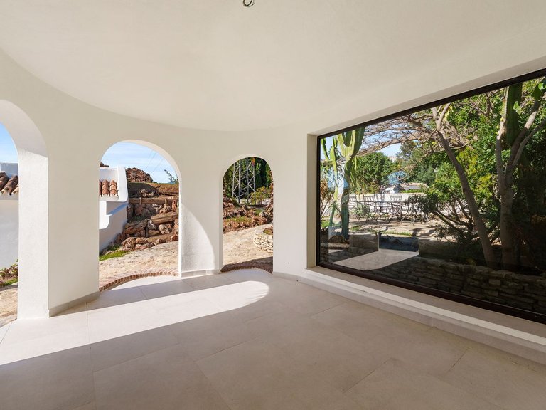 Villa for Sale in El Rosario, Malaga 27