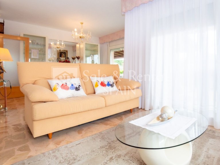 Villa for Sale in Lloret De Mar, Gerona 9