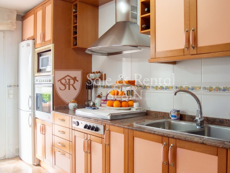 Villa for Sale in Lloret De Mar, Gerona 11