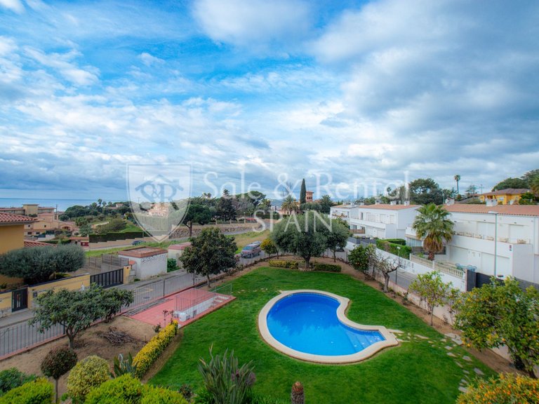 Villa for Sale in Lloret De Mar, Gerona 30